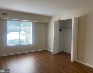 9557 Coggs Bill Drive - Photo Thumbnail 22