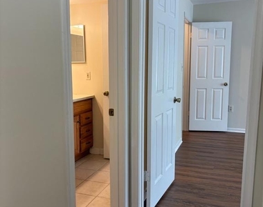 9557 Coggs Bill Drive - Photo Thumbnail 19