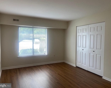 9557 Coggs Bill Drive - Photo Thumbnail 20