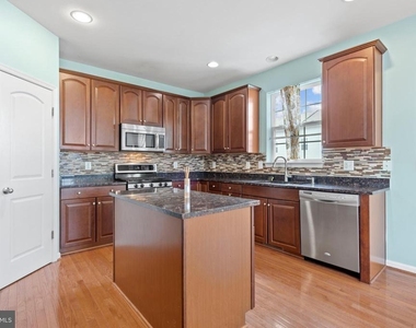 22667 Flowing Spring Square - Photo Thumbnail 12