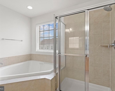 22667 Flowing Spring Square - Photo Thumbnail 26