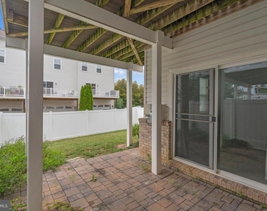 22667 Flowing Spring Square - Photo Thumbnail 37