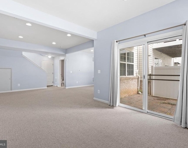 22667 Flowing Spring Square - Photo Thumbnail 30