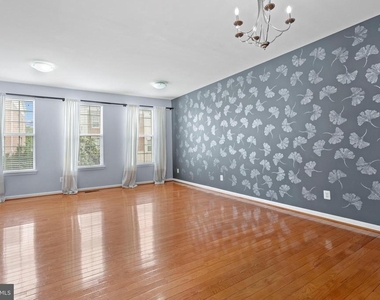 22667 Flowing Spring Square - Photo Thumbnail 38