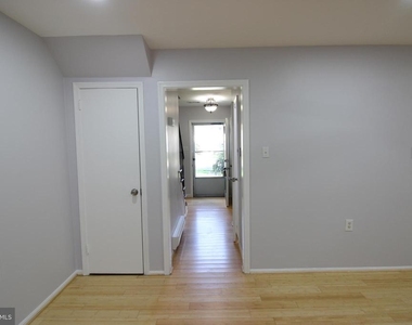 311 Rock Spring Drive Sw - Photo Thumbnail 8