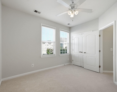 24678 Byrne Meadow Square - Photo Thumbnail 17