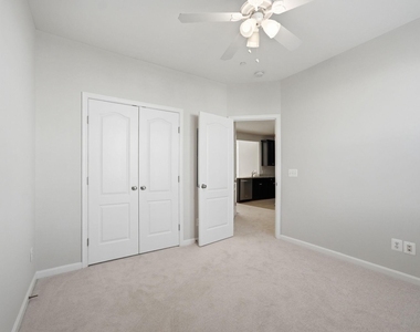 24678 Byrne Meadow Square - Photo Thumbnail 19