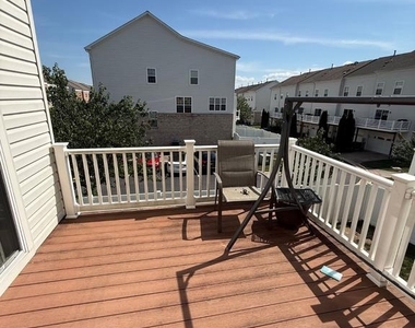 42649 Winter Wind Terrace - Photo Thumbnail 21