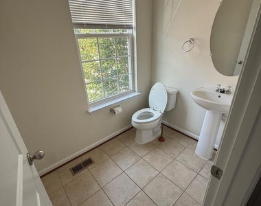 42649 Winter Wind Terrace - Photo Thumbnail 16
