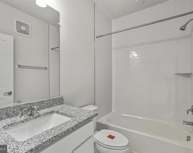 20280 Newfoundland Square - Photo Thumbnail 29