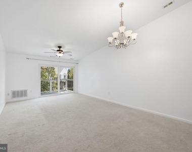20600 Cornstalk Terrace - Photo Thumbnail 10