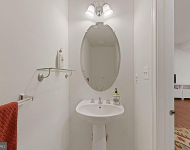 43241 Mitcham Square - Photo Thumbnail 26