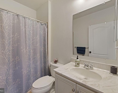 43241 Mitcham Square - Photo Thumbnail 18
