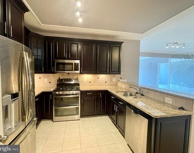 43138 Stillwater Terrace - Photo Thumbnail 5