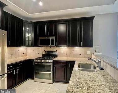43138 Stillwater Terrace - Photo Thumbnail 14