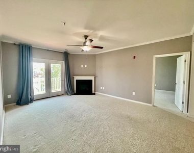 43138 Stillwater Terrace - Photo Thumbnail 13