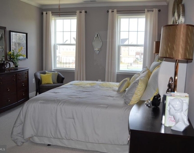 43138 Stillwater Terrace - Photo Thumbnail 10