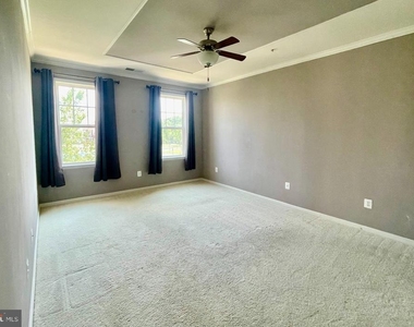 43138 Stillwater Terrace - Photo Thumbnail 15