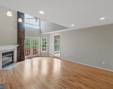 21163 Crocus Terrace - Photo Thumbnail 12