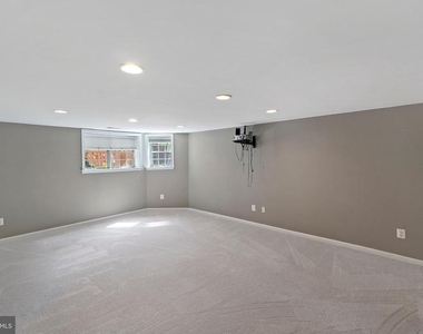 21163 Crocus Terrace - Photo Thumbnail 16