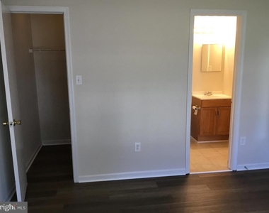 557 Radford Terrace Ne - Photo Thumbnail 19