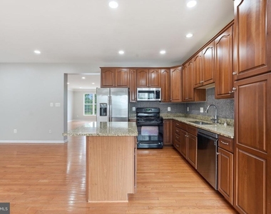 25196 Whippoorwill Terrace - Photo Thumbnail 8