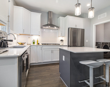 2865 Dillon Drive - Photo Thumbnail 14
