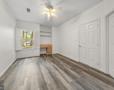4417 Fair Stone Drive - Photo Thumbnail 13