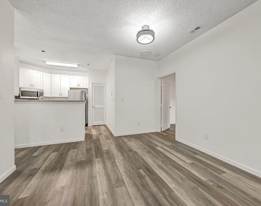 4417 Fair Stone Drive - Photo Thumbnail 4