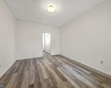 4417 Fair Stone Drive - Photo Thumbnail 22
