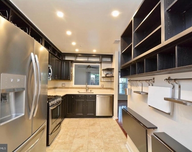 6603 Netties Lane - Photo Thumbnail 15