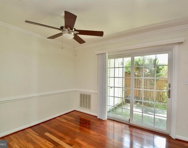 6603 Netties Lane - Photo Thumbnail 7