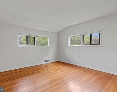 6318 Willowood Lane - Photo Thumbnail 19