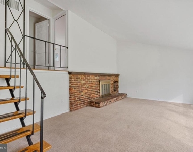 6318 Willowood Lane - Photo Thumbnail 37