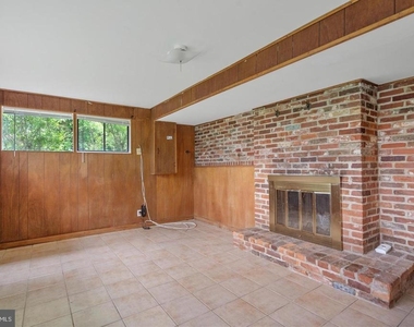 6318 Willowood Lane - Photo Thumbnail 32
