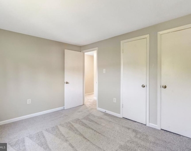 7065 Leewood Forest Drive - Photo Thumbnail 24