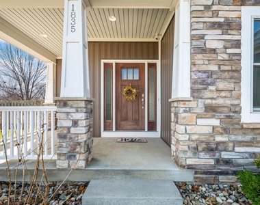 1835 Fox Prairie Road - Photo Thumbnail 5