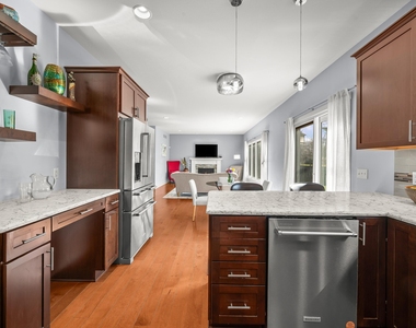 1835 Fox Prairie Road - Photo Thumbnail 24