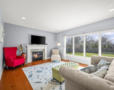 1835 Fox Prairie Road - Photo Thumbnail 10