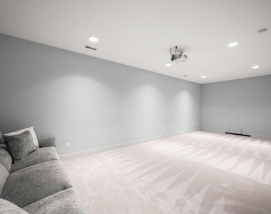1835 Fox Prairie Road - Photo Thumbnail 57