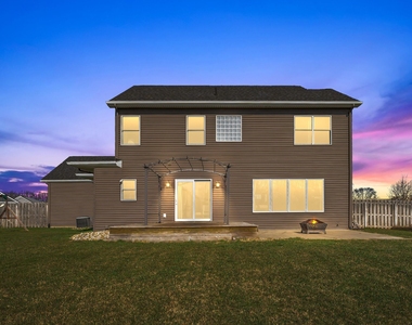 1835 Fox Prairie Road - Photo Thumbnail 65