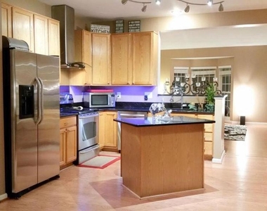 13680 Saint Johns Wood Place - Photo Thumbnail 2