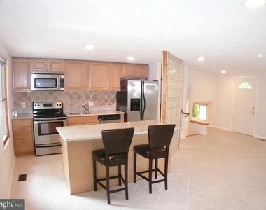 12259 Turkey Wing Court - Photo Thumbnail 5