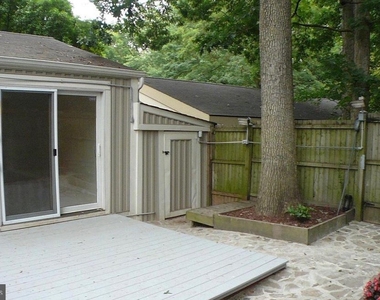 12259 Turkey Wing Court - Photo Thumbnail 14