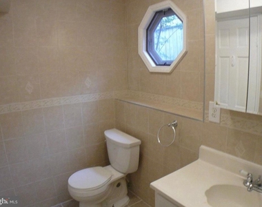 12259 Turkey Wing Court - Photo Thumbnail 9