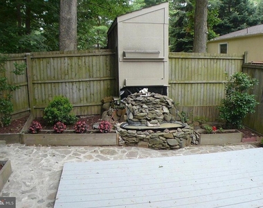 12259 Turkey Wing Court - Photo Thumbnail 17