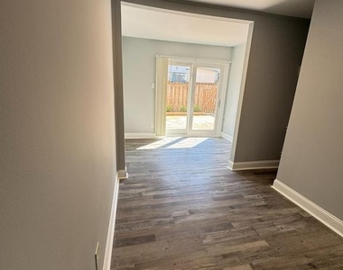 13386 Hungerford Place - Photo Thumbnail 23