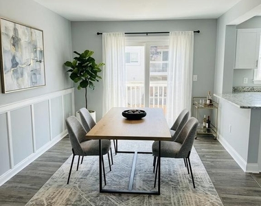 13386 Hungerford Place - Photo Thumbnail 4