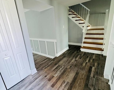 13386 Hungerford Place - Photo Thumbnail 6