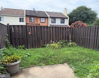 1155 Dublin Place - Photo Thumbnail 24